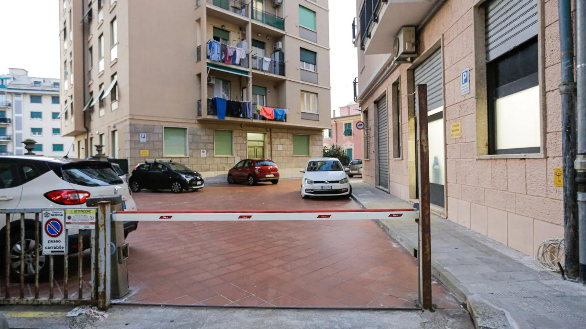 Appartamento A 100M Dal Mare E Dal Gaslini Genoa Apartment
