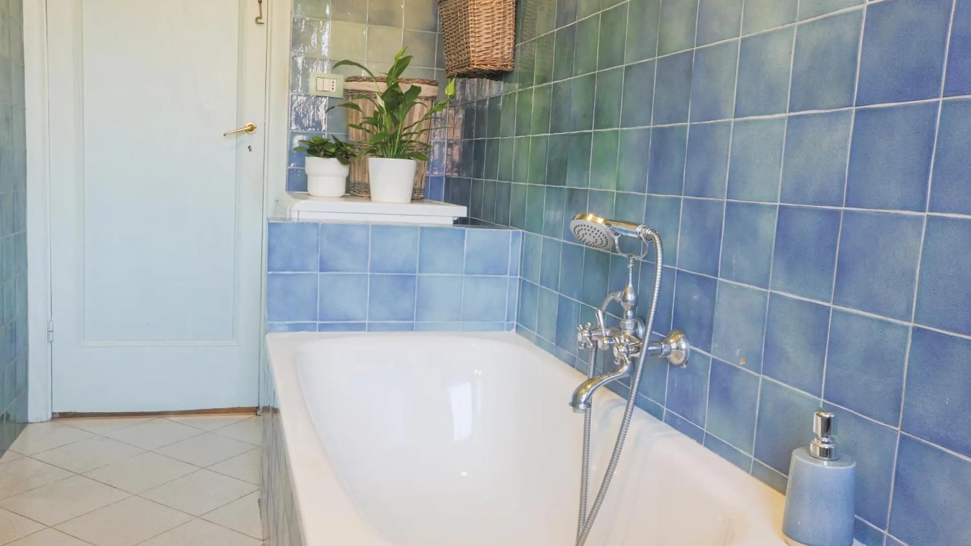 Appartamento A 100M Dal Mare E Dal Gaslini Genoa Apartment